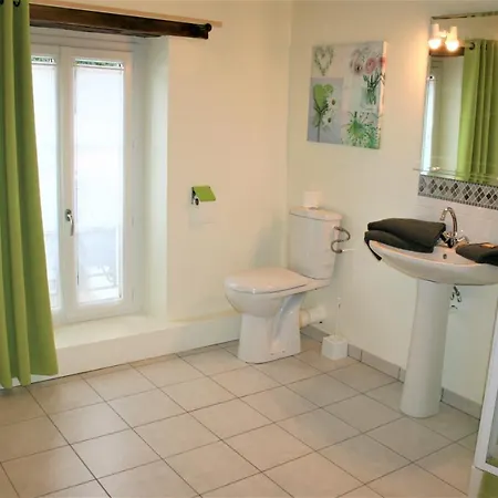 Et La Chouannerie A Cote Du Parc Du Puy Dufou Bed & Breakfast Pouzauges