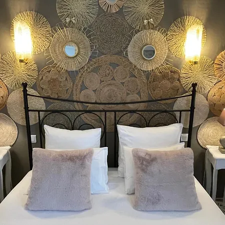 住宿加早餐酒店 Et La Chouannerie A Cote Du Parc Du Puy Dufou 普佐日