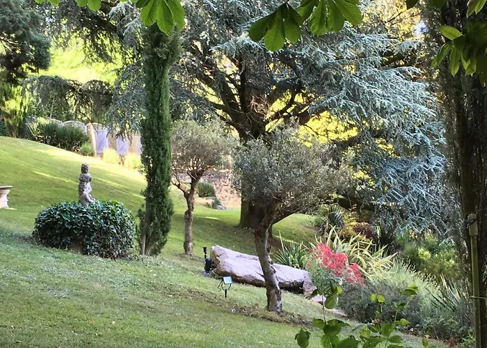 Et La Chouannerie A Cote Du Parc Du Puy Dufou Nocleg ze śniadaniem 4*
