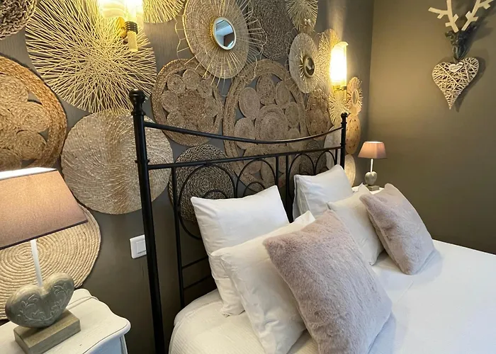 Et La Chouannerie A Cote Du Parc Du Puy Dufou Nocleg ze śniadaniem Pouzauges